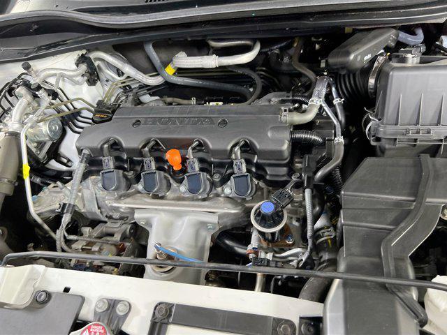 Photo of 2022 Platinum White Pearl Honda HR-V