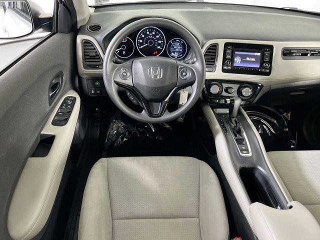 Photo of 2022 Platinum White Pearl Honda HR-V