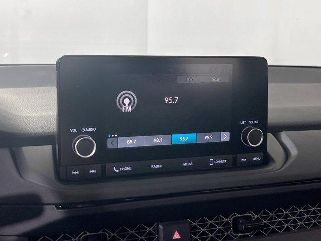 Photo of 2023 Lunar Silver Metallic Honda Accord