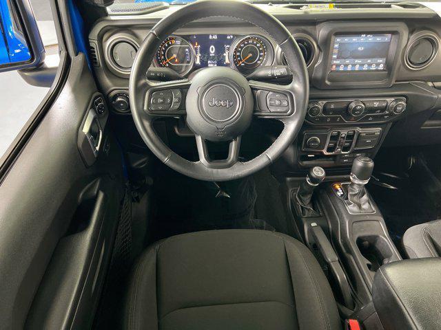 Photo of 2021 Hydro Blue Pearlcoat Jeep Wrangler Unlimited