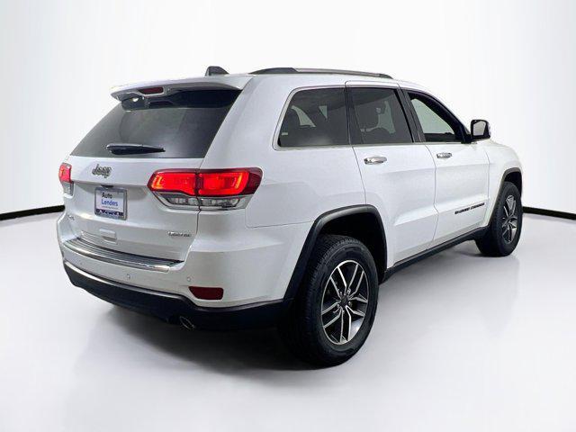Photo of 2022 Bright White Clearcoat Jeep Grand Cherokee