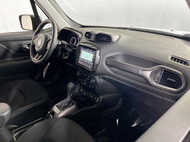 Photo of 2022 Alpine White Clearcoat Jeep Renegade