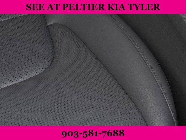 Photo of 2025 Snow White Pearl Kia Sportage Hybrid