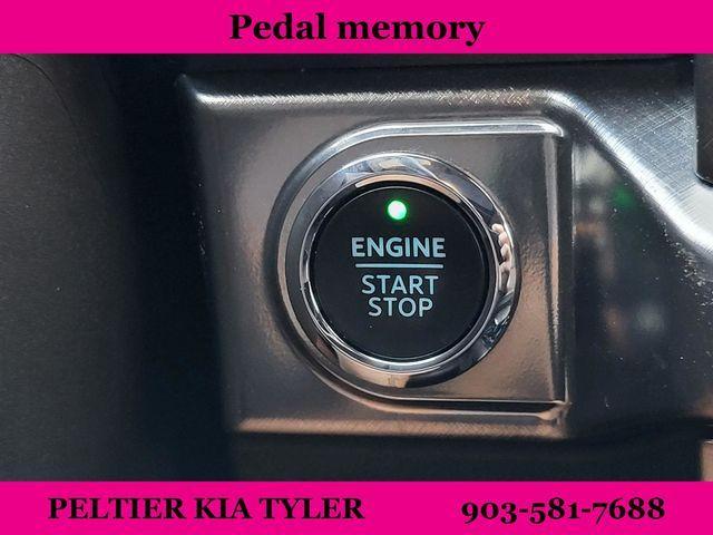 Photo of 2021 Black Ford F-150