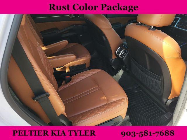Photo of 2022 Glacial White Pearl Kia Sorento