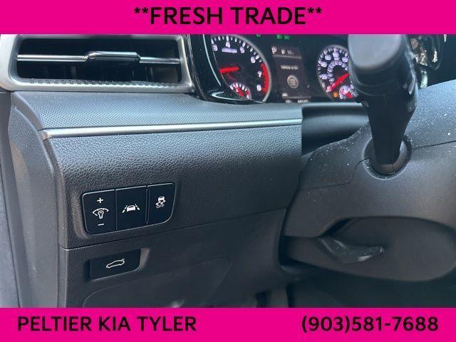 Photo of 2023 Wolf Gray Kia K5