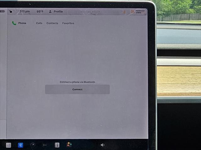 Photo of 2020 Pure White Tesla Model Y