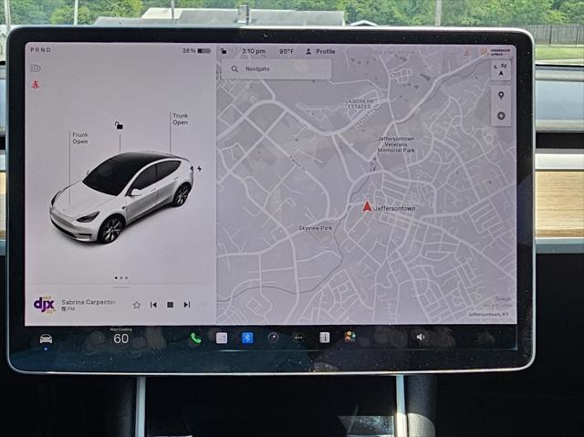 Photo of 2020 Pure White Tesla Model Y