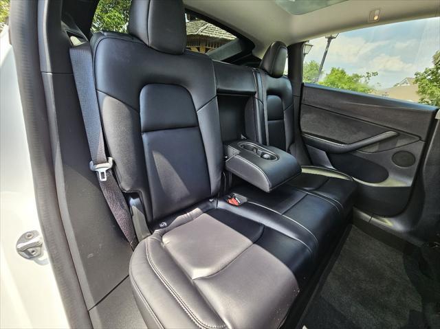 Photo of 2020 Pure White Tesla Model Y