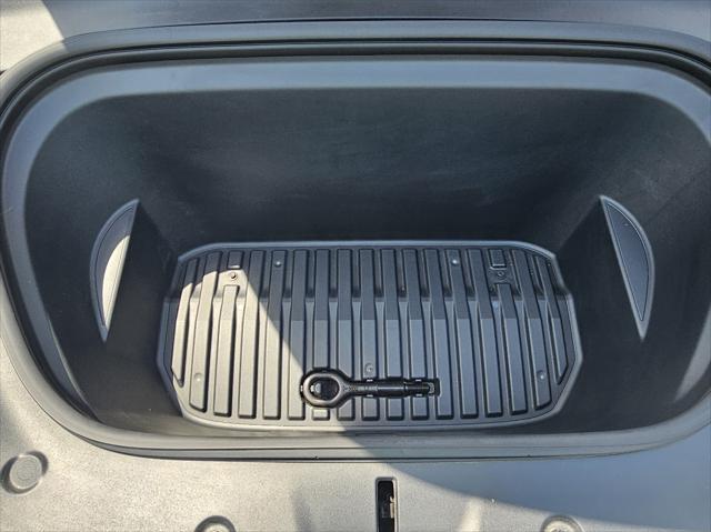 Photo of 2020 Pure White Tesla Model Y