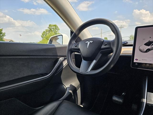 Photo of 2020 Pure White Tesla Model Y