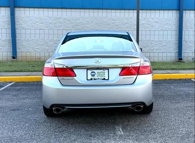 Photo of 2014 Alabaster Silver Metallic Honda Accord