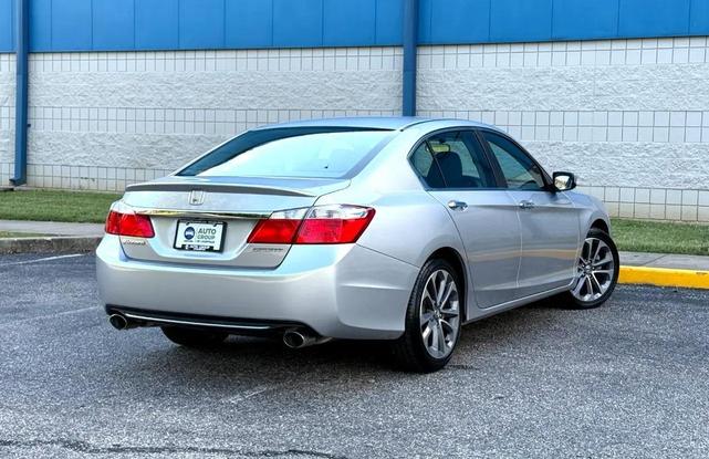 Photo of 2014 Alabaster Silver Metallic Honda Accord