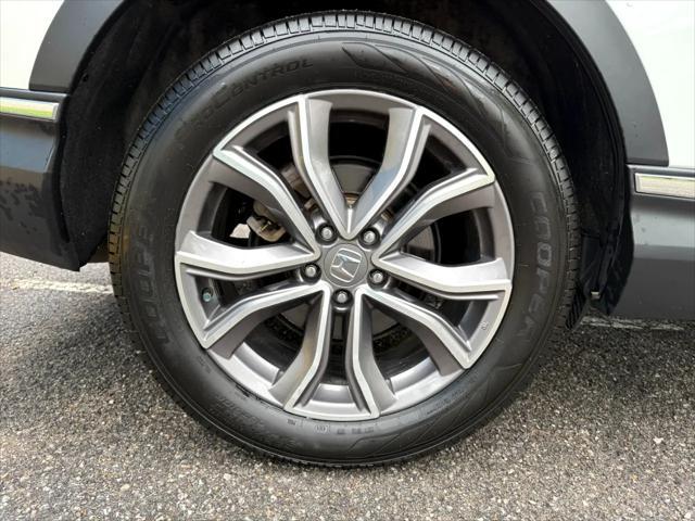 Photo of 2021 Platinum White Pearl Honda CR-V