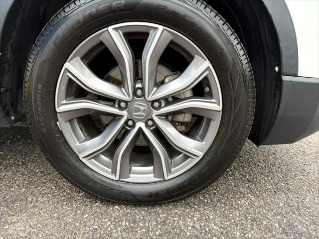 Photo of 2021 Platinum White Pearl Honda CR-V