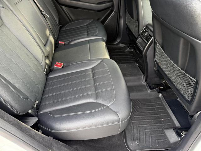 Photo of 2018 White Mercedes-Benz GLE 350