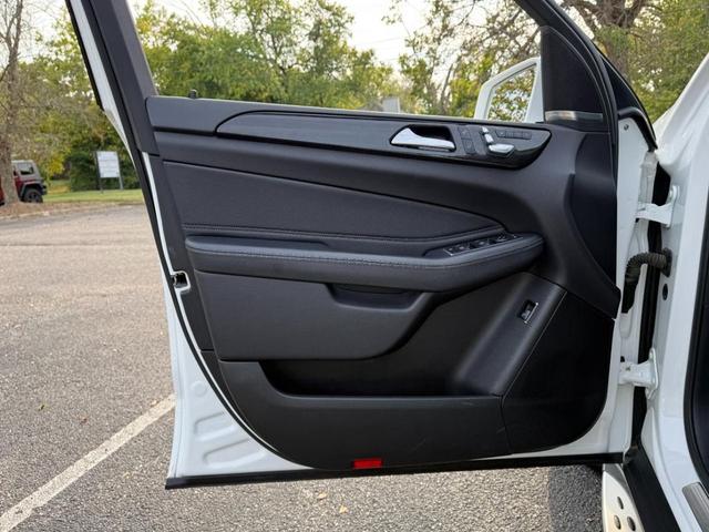 Photo of 2018 White Mercedes-Benz GLE 350