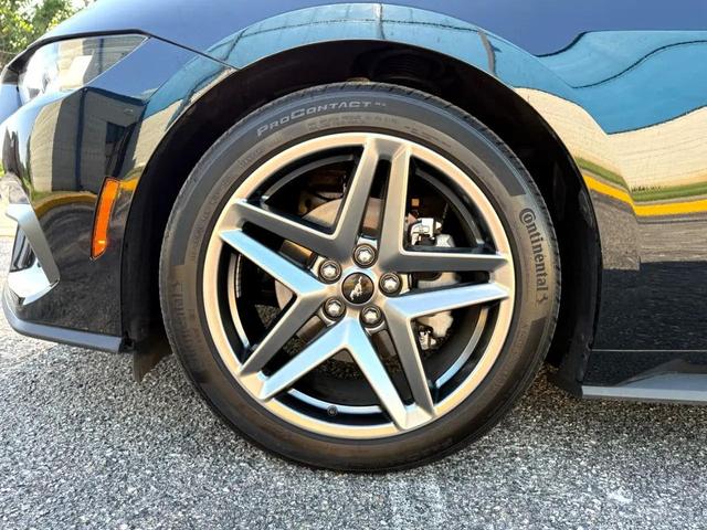Photo of 2024 Shadow Black Ford Mustang