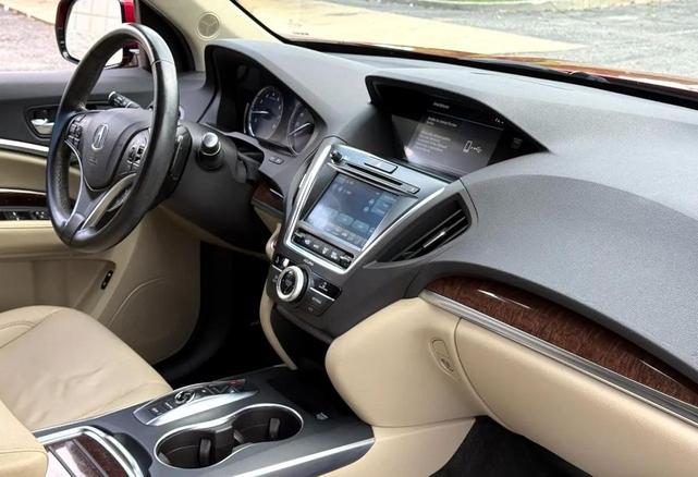 Photo of 2019 Performance Red Pearl Acura MDX