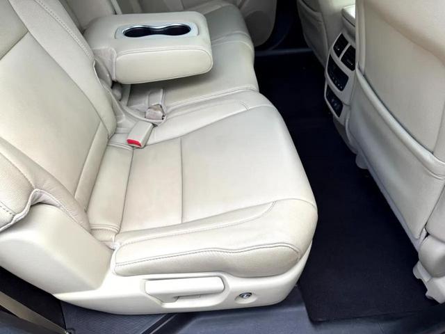 Photo of 2019 Performance Red Pearl Acura MDX