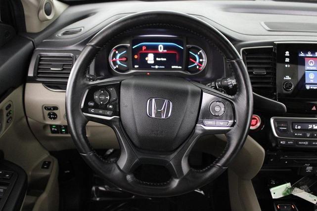 Photo of 2019 White Diamond Pearl Honda Pilot