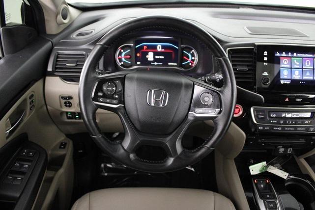 Photo of 2019 White Diamond Pearl Honda Pilot
