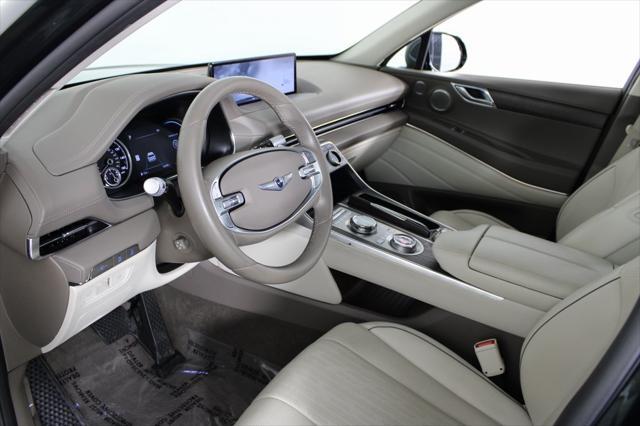 Photo of 2023 Cardiff Green Genesis GV80