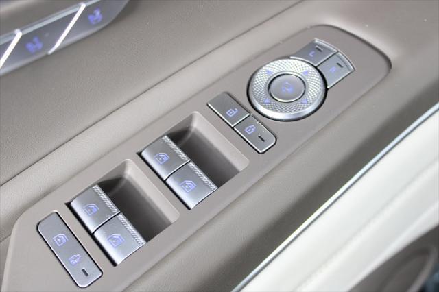 Photo of 2023 Cardiff Green Genesis GV80