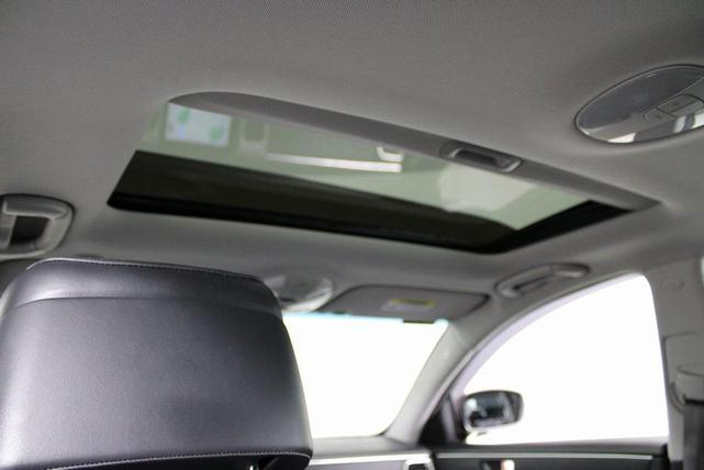 Photo of 2013 Titanium Gray Metallic Hyundai Genesis