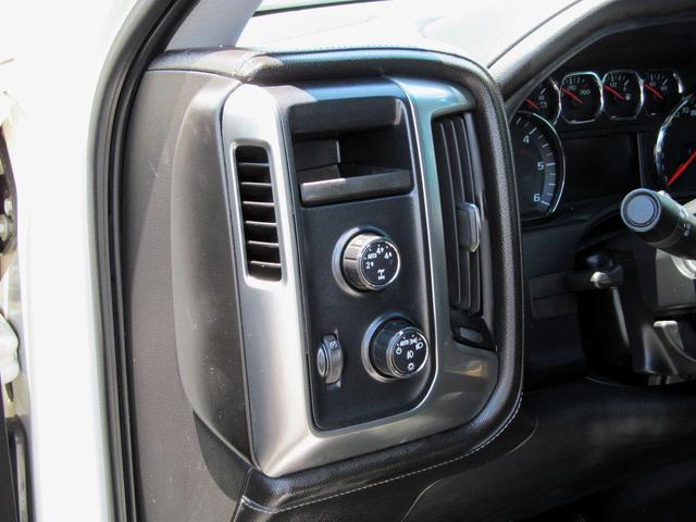 Photo of 2014 White Chevrolet Silverado 1500