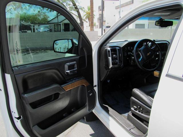 Photo of 2014 White Chevrolet Silverado 1500