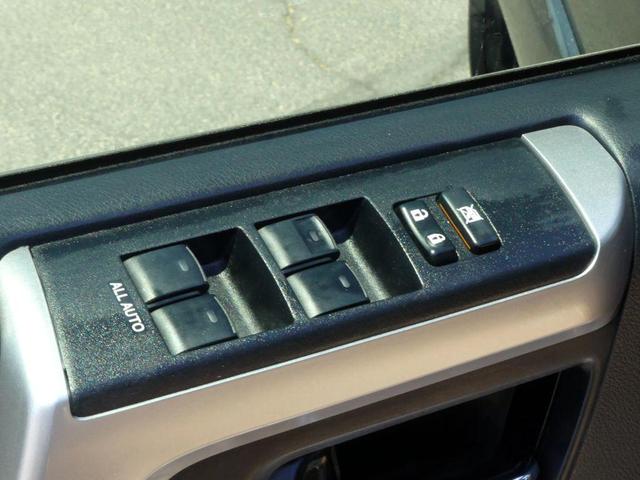 Photo of 2014 Gray Toyota 4Runner