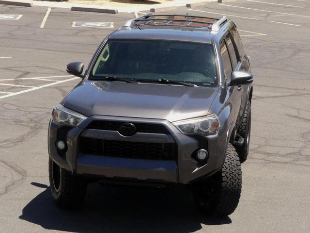 Photo of 2014 Gray Toyota 4Runner