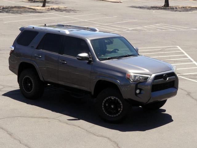 Photo of 2014 Gray Toyota 4Runner