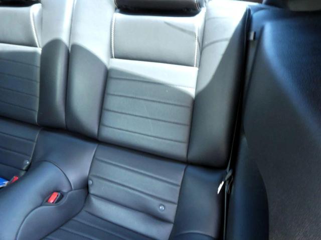 Photo of 2014 Black Ford Mustang