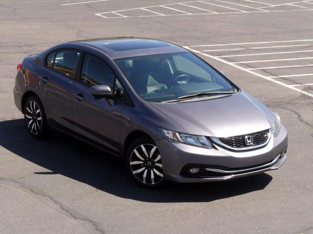 Photo of 2015 Gray Honda Civic