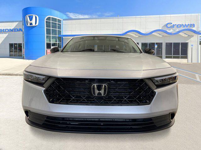 Photo of 2025 Solar Silver Metallic Honda Accord