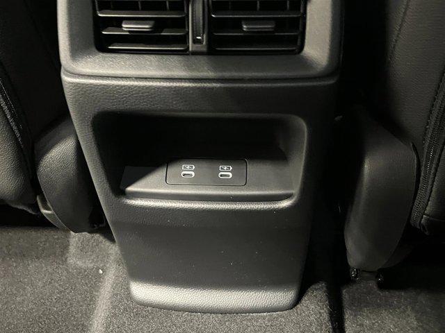 Photo of 2026 Platinum White Honda CR-V Hybrid