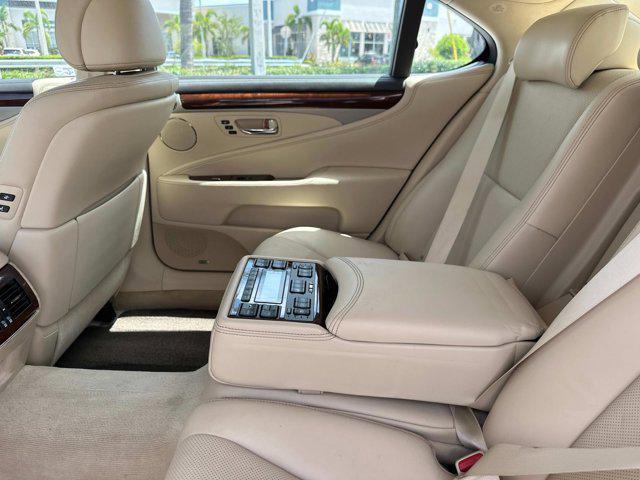 Photo of 2013 Satin Cashmere Metallic Lexus LS 460