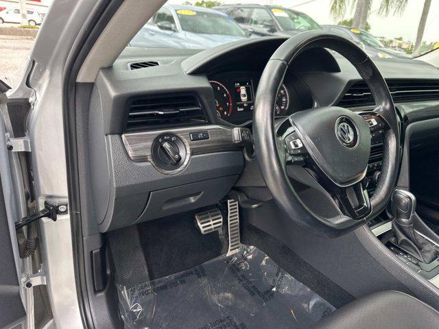 Photo of 2020 Reflex Silver Metallic Volkswagen Passat