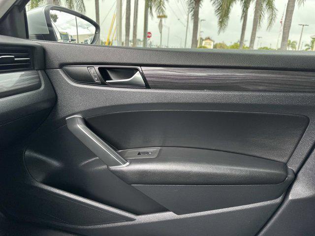 Photo of 2020 Reflex Silver Metallic Volkswagen Passat