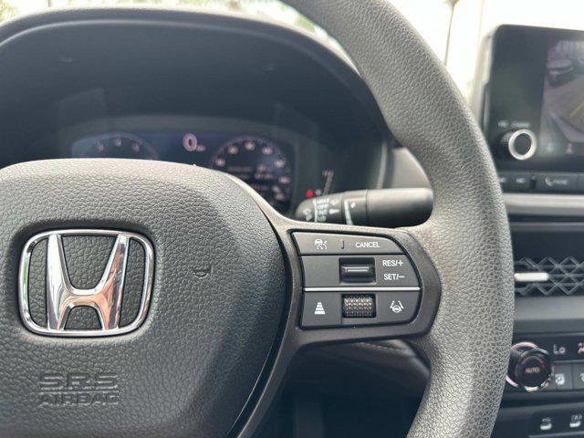 Photo of 2023 Lunar Silver Metallic Honda Accord
