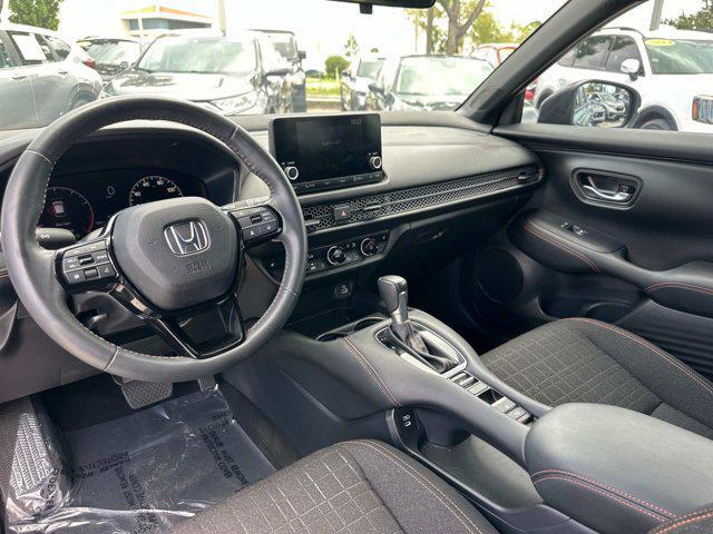 Photo of 2024 Modern Steel Metallic Honda HR-V