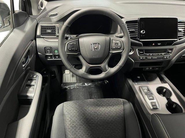 Photo of 2025 Crystal Black Pearl Honda Ridgeline