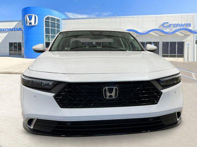 Photo of 2025 Platinum White Pearl Honda Accord Hybrid