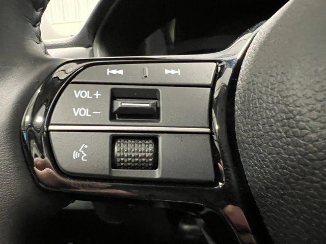 Photo of 2025 Platinum White Pearl Honda Accord Hybrid