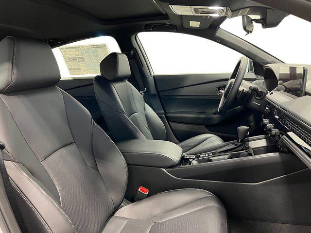 Photo of 2025 Urban Gray Pearl Honda Accord Hybrid
