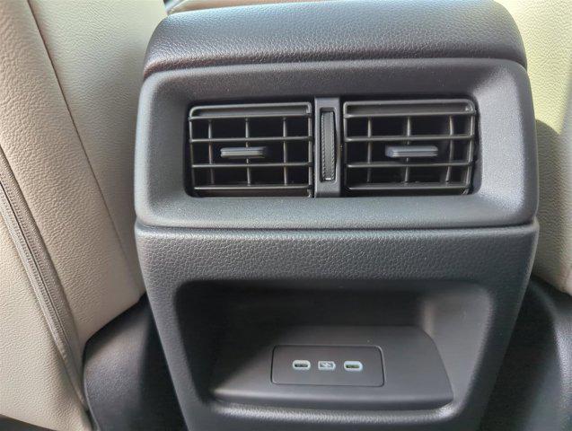 Photo of 2026 Platinum White Pearl Honda CR-V