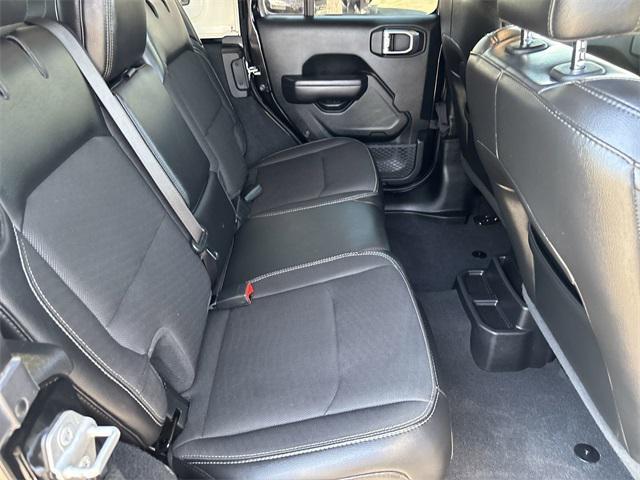 Photo of 2020 Black Clearcoat Jeep Wrangler