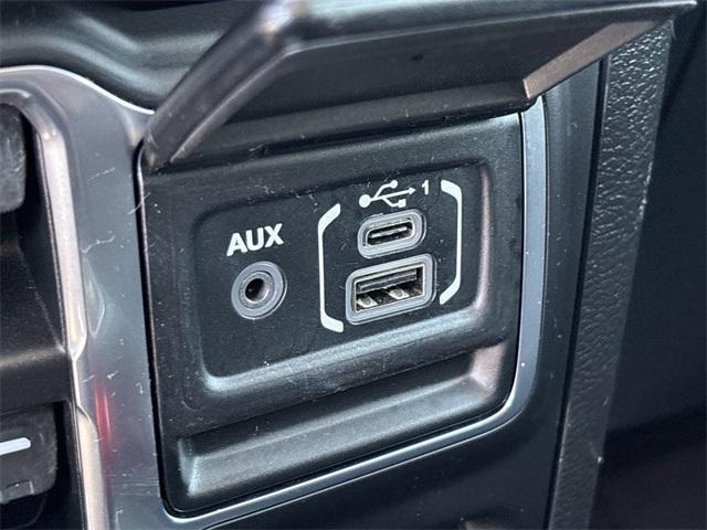 Photo of 2020 Black Clearcoat Jeep Wrangler